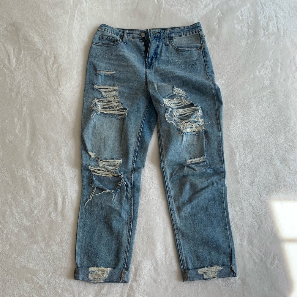 American Eagle Ripped Mom Jeans